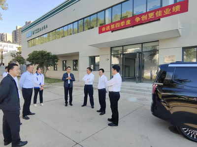 曹江林到中牧股份南京药业公司调研